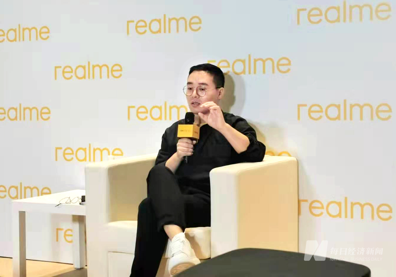 专访realme中国区总裁徐起：今年手机市场格局没有出现“一家独大”，这是我们的机会